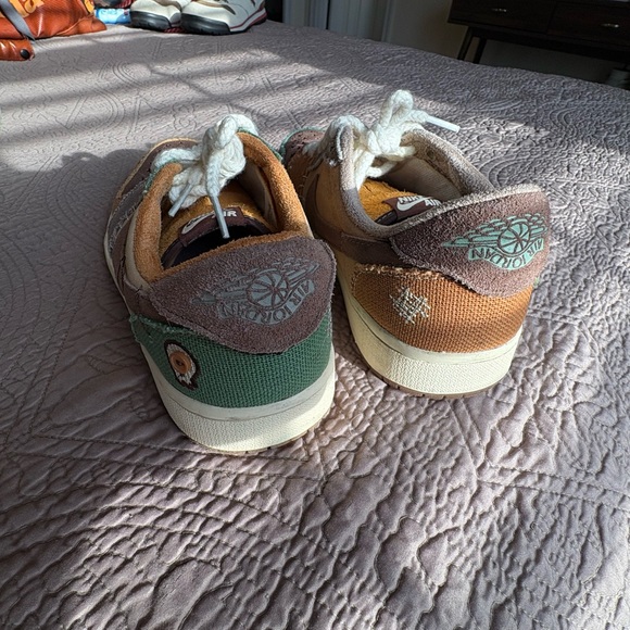 Multicolor Patchwork Sneakers - Picture 3 of 4